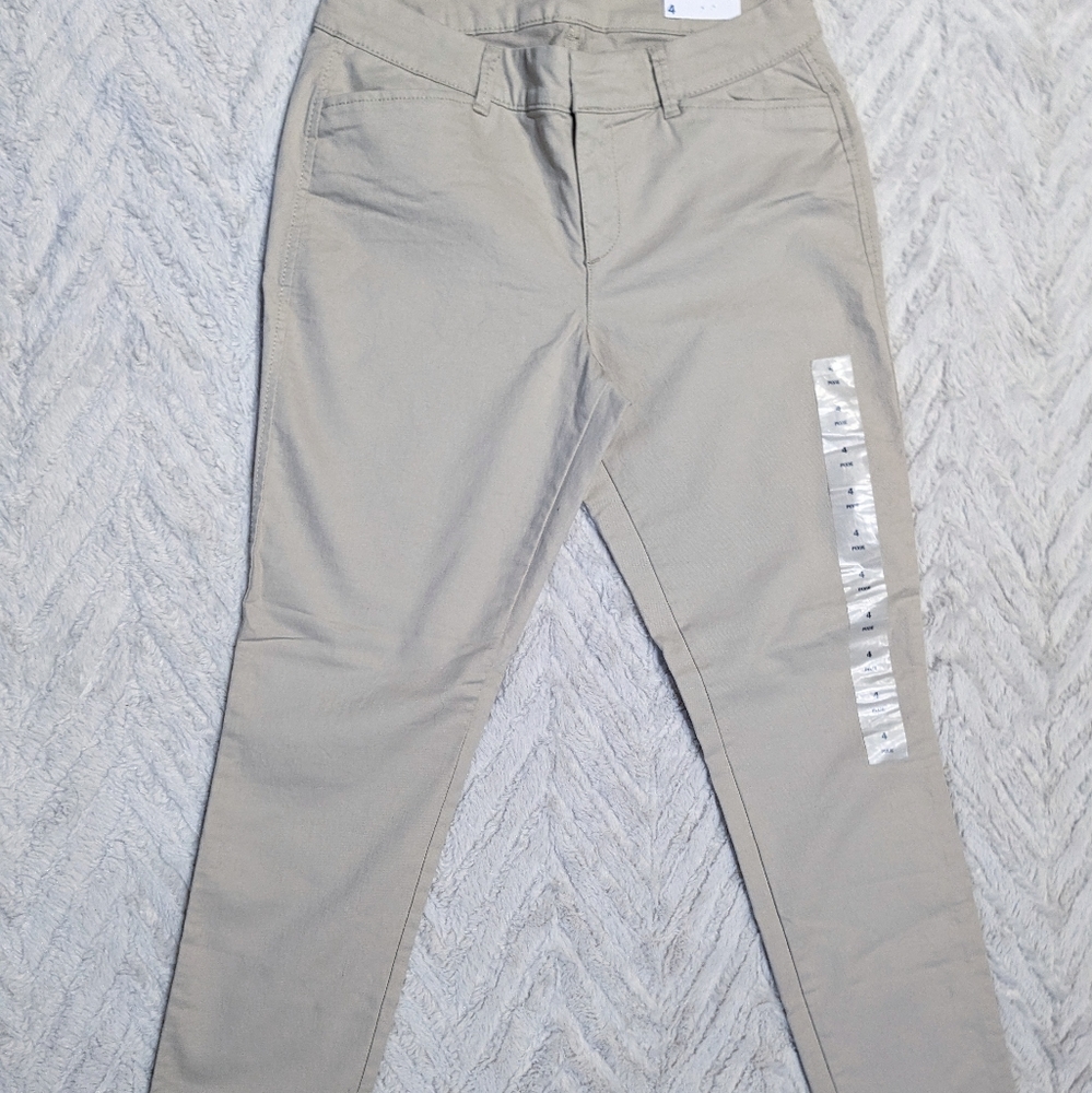 Women's NWT Khakis